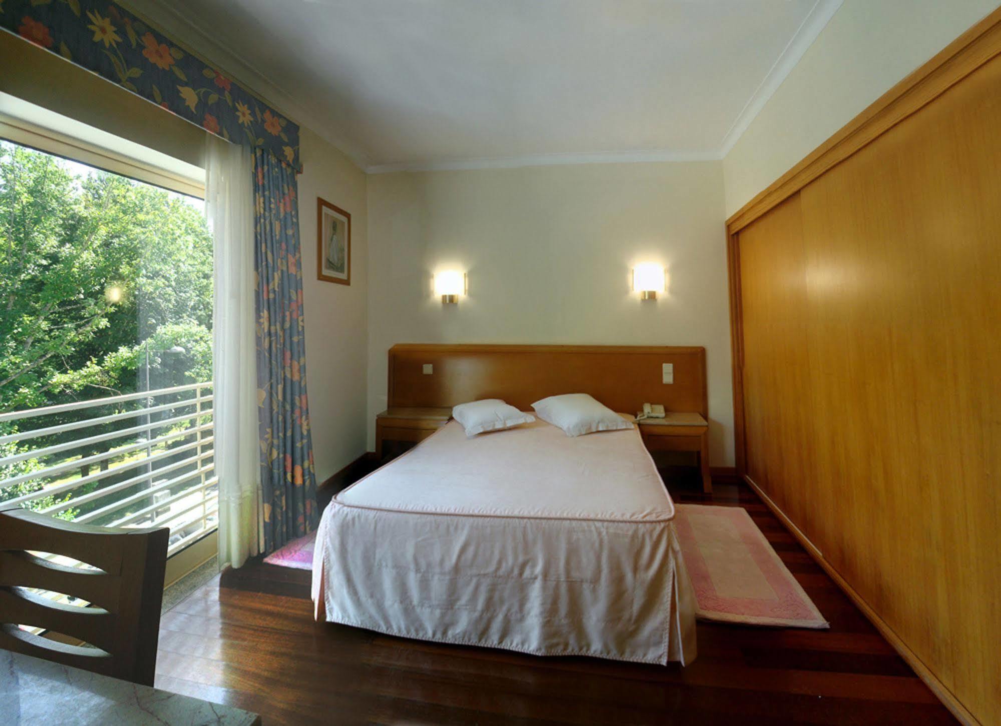 Hotel Caldelas Bagian luar foto
